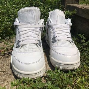 Air Jordan 4 Retro